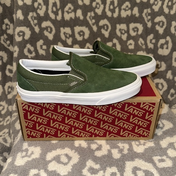 Vans Classic Slip-On Sneakers in Textured Chive 😍New 🆕 & Never Worn 😍 - Picture 6 of 17